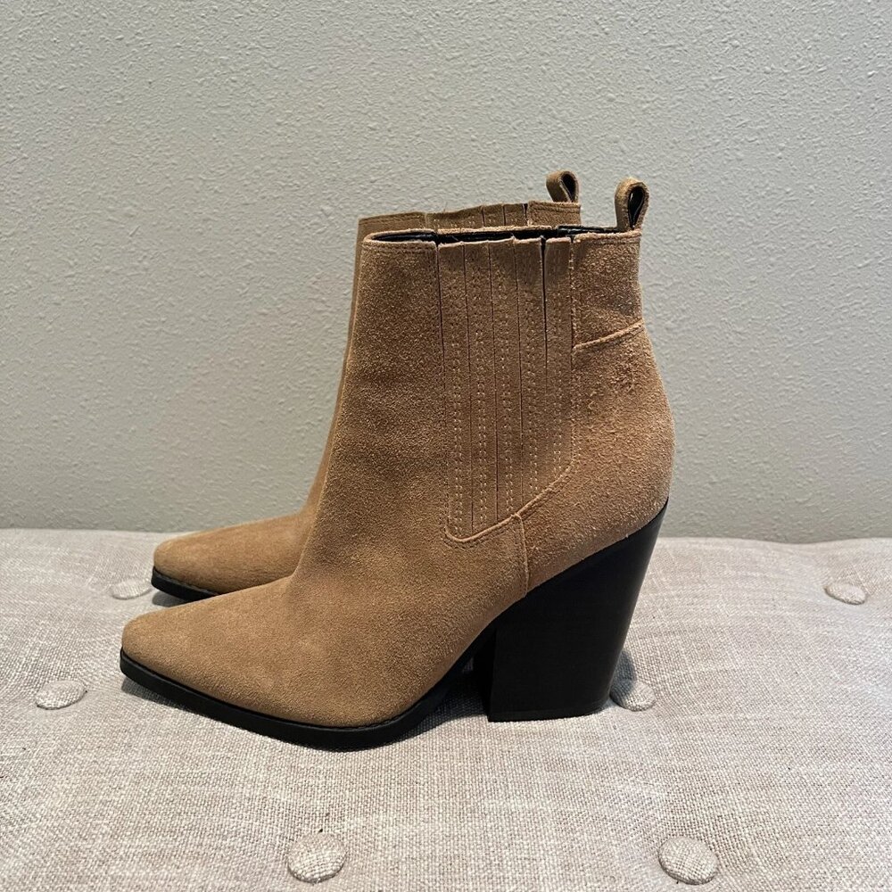 Kendall + Kylie Western Chelsea Bootie Brown Suede Block Heel Size 7.5 - Picture 2 of 7